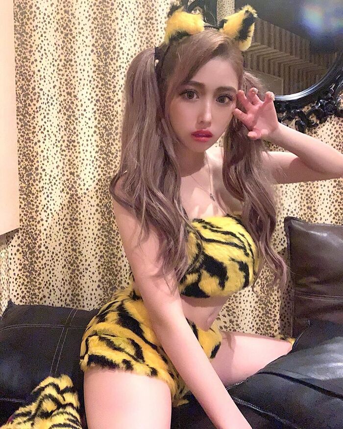 Oura Ona 清純妹寬衣解帶 不科學身材全exposure 光 11th image