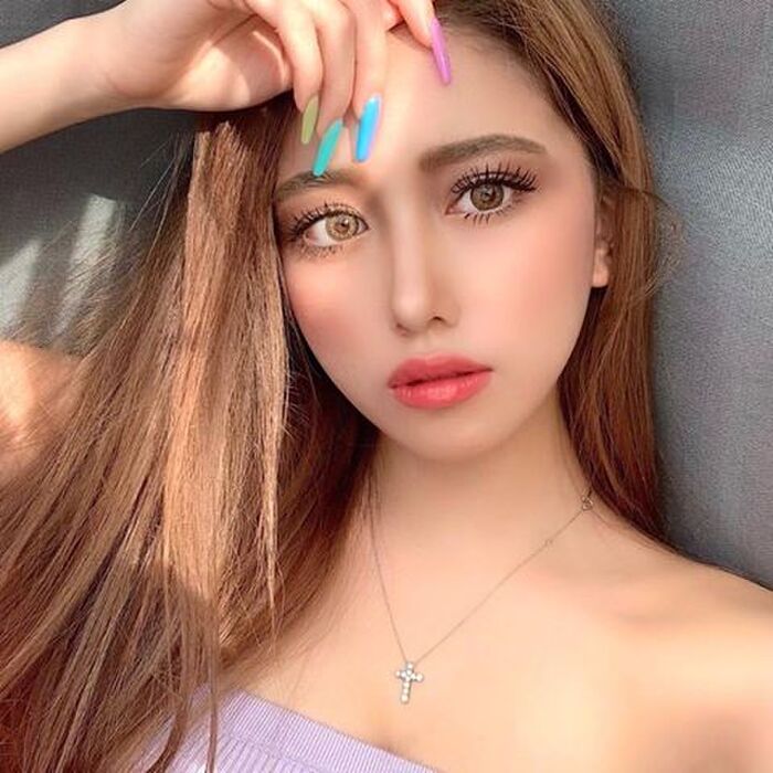 Oura Ona 清純妹寬衣解帶 不科學身材全exposure 光 8th image