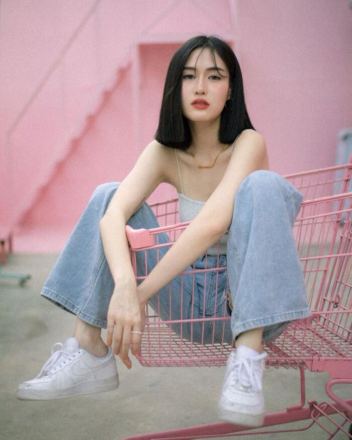 雪乳辣waist 狂曬超大方 緊緻身材吸引你的注意 14th image