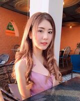 甜美成熟泰國姊 性感美肩露出騷氣爆棚看傻眼