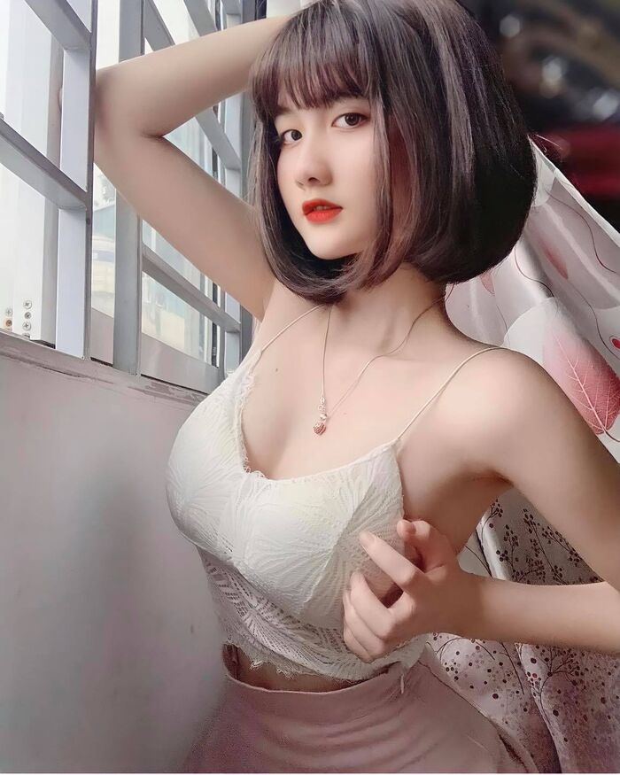 來自越南的「短髮尤物」! 迷茫眼神+渾圓雪乳=temptation 指數 100 % 13th image