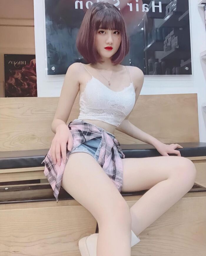 來自越南的「短髮尤物」! 迷茫眼神+渾圓雪乳=temptation 指數 100 % 15th image