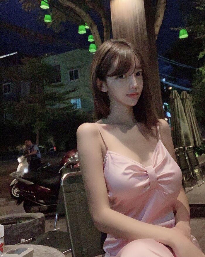 Liberation 清純甜美酥chest half-dew 凹凸有致身軀一覽無遺 19th image