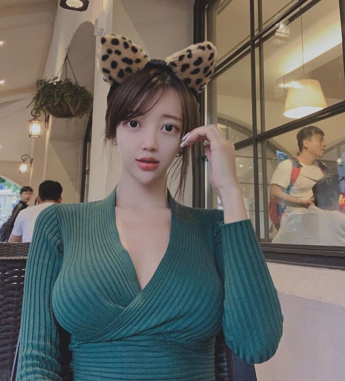 Liberation 清純甜美酥chest half-dew 凹凸有致身軀一覽無遺 8th image