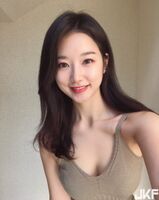 白皙甜美韓妞 擁有S級身材搭配完美臉蛋 簡直就是極品!