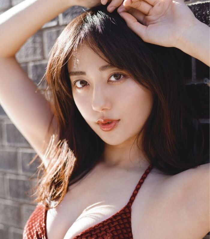Kazusa Kuyama, Kazusa Kuyama, played by Police Sentai Patranger 3, is small in the snowy open-air bath ... 13th image