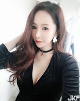 氣質型模特 擁有高挑身材加上白嫩雪乳 簡直就是女神啊！
