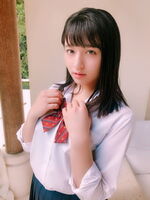 Kana Tokue (20), Kana Tokue (20), a beautiful girl gradle whose entire DVD is a big hit, is written by Mizu with a back gaping ...
