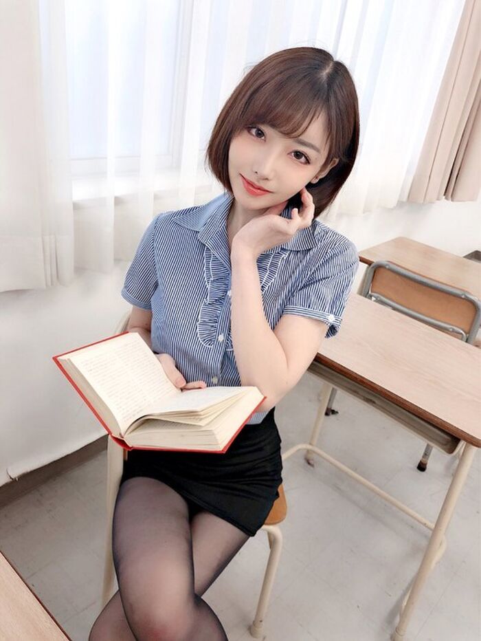 Eimi Fukada Off-Shot Statue 9th image