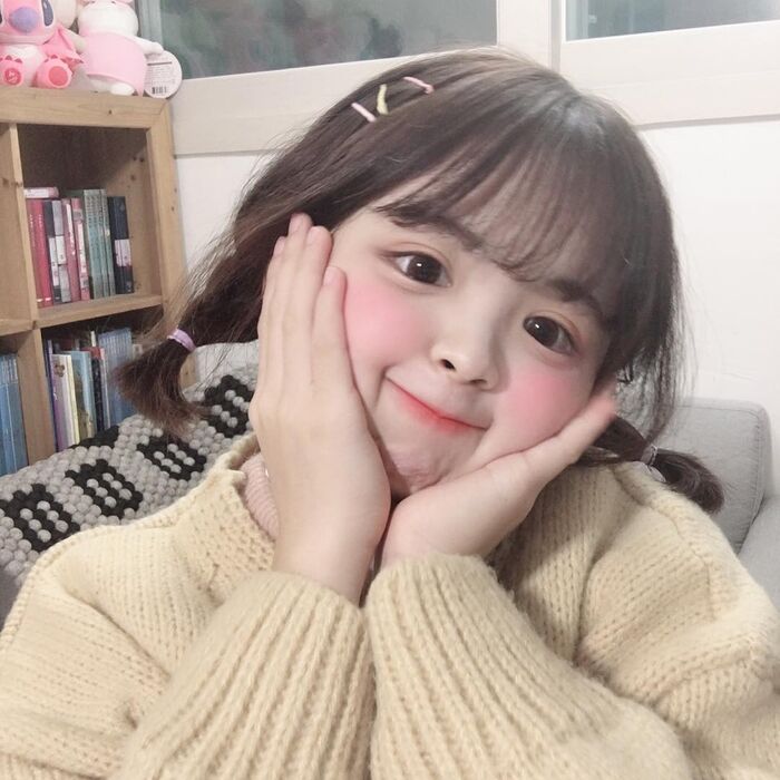 呆萌韓妞 蘿莉模樣惹人疼愛 網:好想把她帶回家~ 4th image