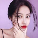 韓國氣質美人 穿著緊身上衣凸顯雄偉上圍 看得我好興奮啊！