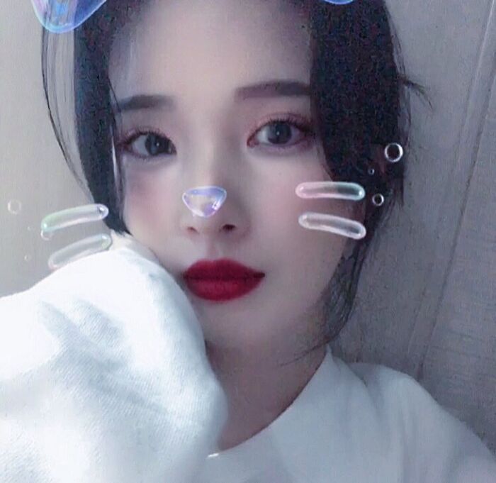 高冷暗黑型少女 纖slender material 加上那眼神 簡直把我迷到受不了~ 3th image