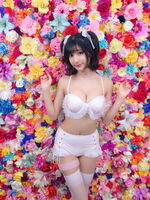 彩川ひなの キュウレンジャー出演ロリ聲巨乳グラドル、乳頭しか隠れてない変態V字...