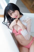 Sumire Kashino, Miru Shirama 6th research student who aimed for longing NMB Sumire Kashino, first solo gravure ...