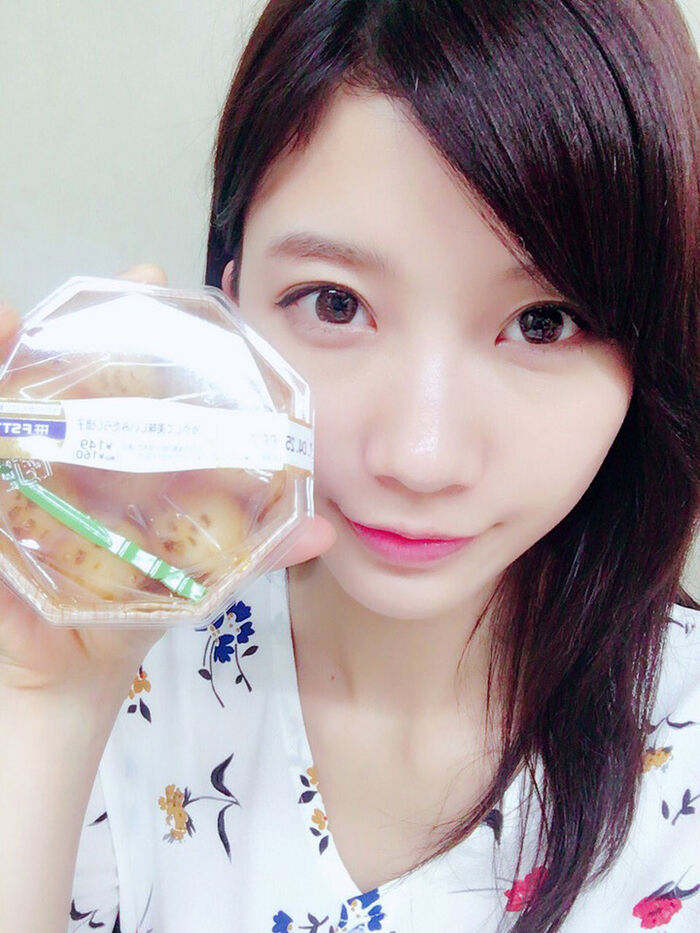 April 25, 2017 [寫真] 神級新人小倉優香以8頭身G 奶纖waist 被譽為真人版峰Fujiko (22P,片) 21th image