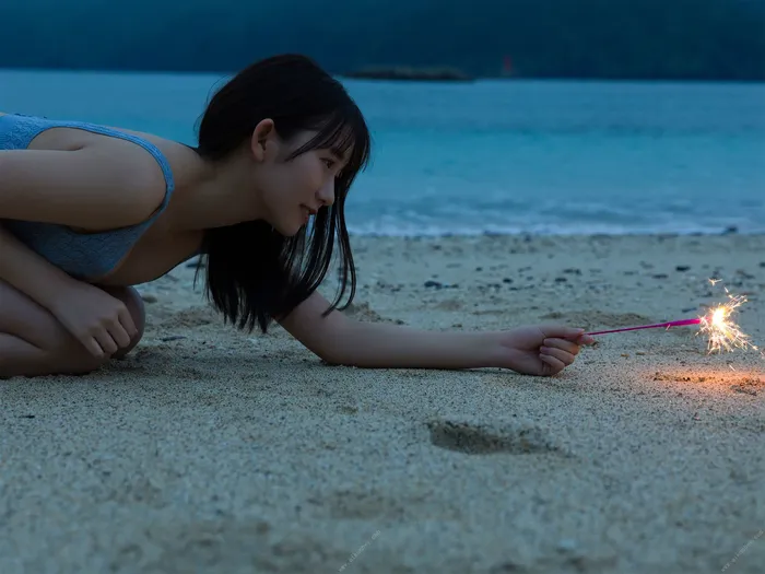 [Shida Oto 29] A cute 25-year-old gravure image with a smile who shows off her seductive body in a bikini that is too cute (16) 54th image