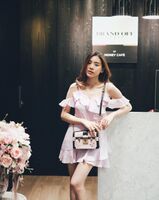 美腿waist臀curve黃金比例 飄仙御姊讓人著迷