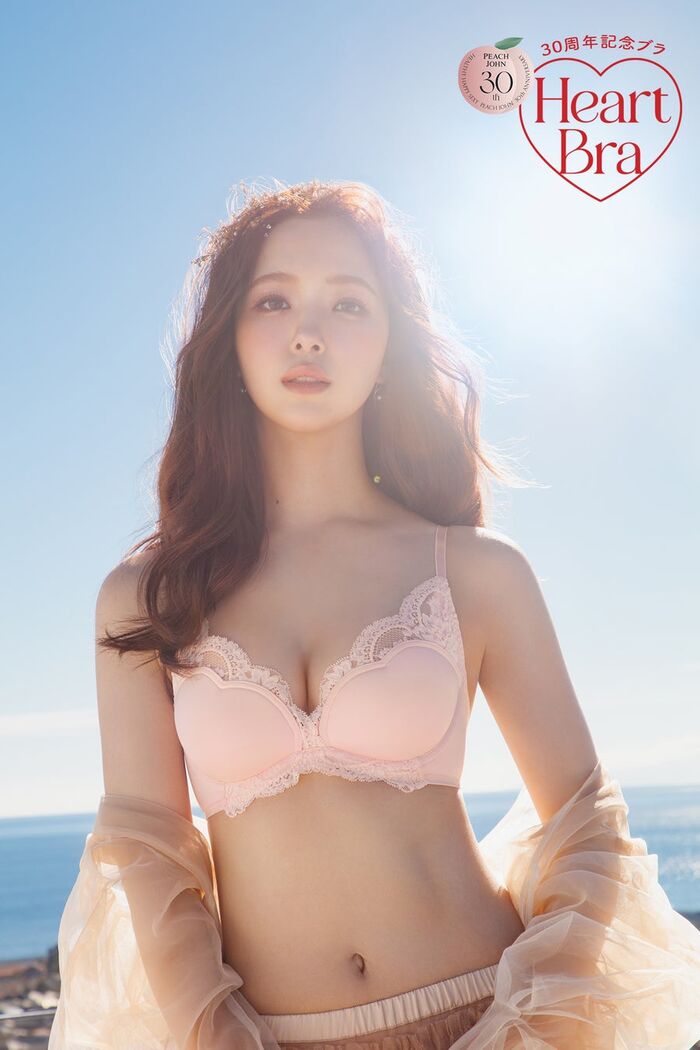 【Image】Mr./Ms. Fujita talks about being too naughty in a high-leg swimsuit wwwwwwwww 44th image