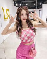 美艷女神「孫卉彤Candy」魔鬼身材的誘惑讓人難以招架 (10P)