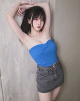 正妹「薇薇」渾圓雙球襯托好curve 散發intense attraction (10P)