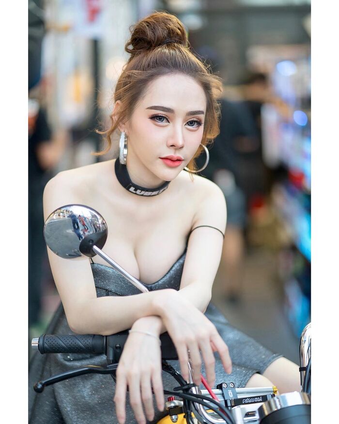 泰國妹「雙峰overflow出」微微一笑好tilt城已戀愛 18th image