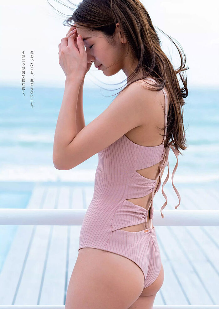 Erika Tsumiya 'Weekly PLAYBOY' 迷人22吋纖waist 25th image