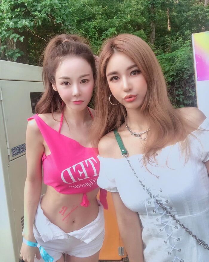 超狂身材模特兒 美胸翹臀引引太逼人 6th image