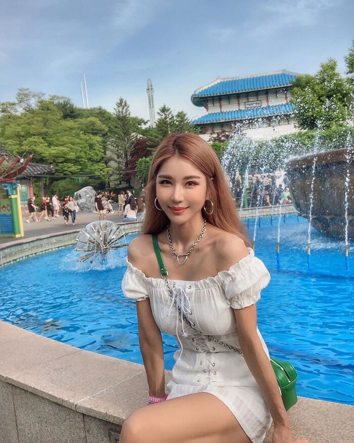 超狂身材模特兒 美胸翹臀引引太逼人 8th image