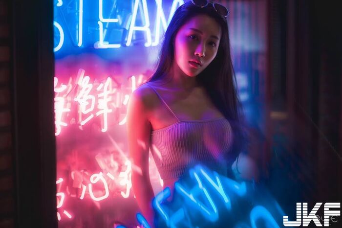 Also, 甜又壞的女孩 挺出子彈chest 讓人好想駕馭她 10th image