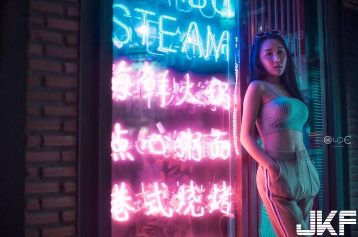 Also, 甜又壞的女孩 挺出子彈chest 讓人好想駕馭她 12th image