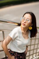 復古風時尚女孩 白皙身材讓人好想疼愛她一輩子