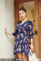 氣質型美女 可愛的臉蛋 撩頭髮的那瞬間 moment戀愛........