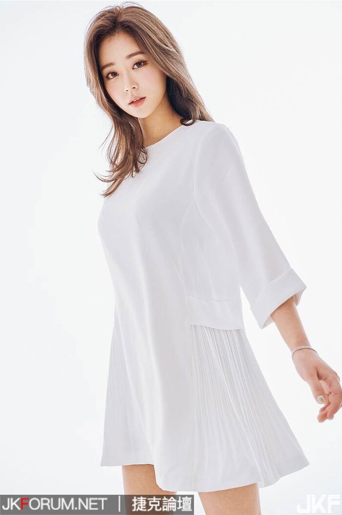 Ki quality sunlight type female ...... 空靈的眼神一眼就被他征了.... 20th image