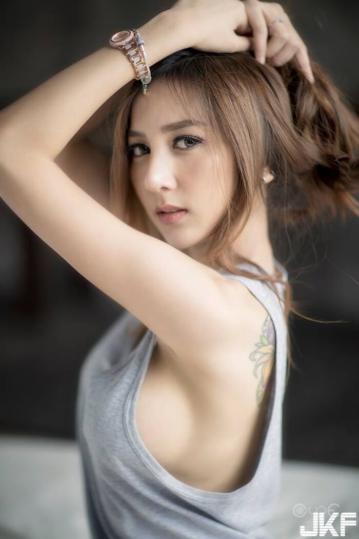 激似小歪 極品身材光看就受不了 Kornrachaphat Sugas 5th image