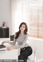 High Ya Ki Quality Secretary Type Female Child! 如果我有這種secretary 肯定潛規則她...