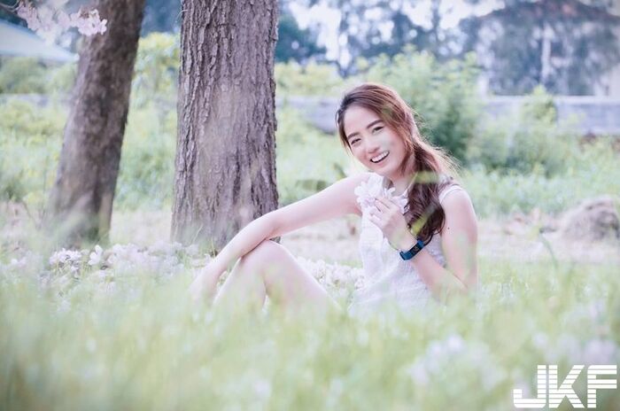 會笑的眼睛女孩 心都被她融化了!! Netchanok Pear Pitaktrairong 3th image