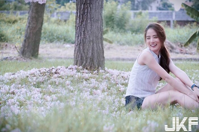會笑的眼睛女孩 心都被她融化了!! Netchanok Pear Pitaktrairong 9th image