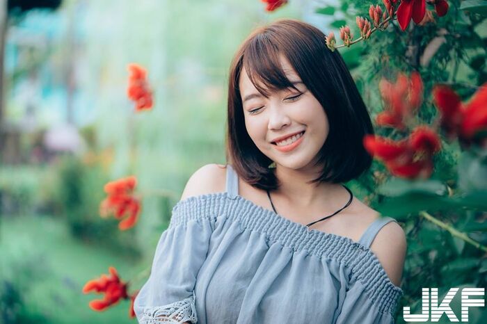 笑起來又甜又性感的甜顏美人兒 Pusita Mukdasanit 7th image