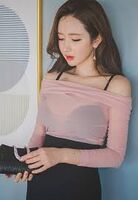 Sexual Sensation Han 妞 Yeon Ah 落shoulder 上衣性感黑內衣雪白美乳快彈出來!