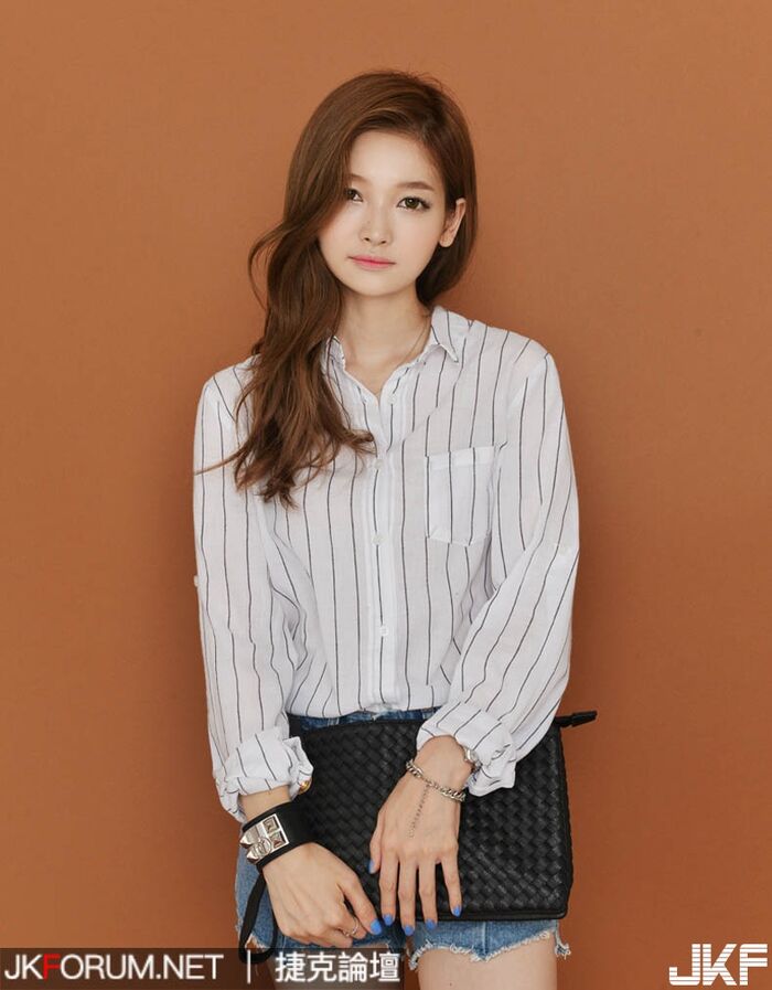 朱茵 Joo Yi 豐腴臉蛋妹子 可愛臉蛋皮褲長腿超火辣 12th image
