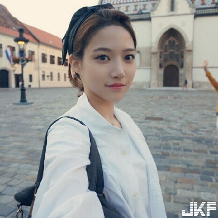 효경 長腿韓國正妹 完美無瑕疵鵝蛋臉 4th image