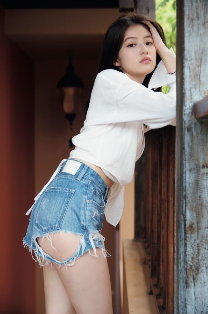 今田美桜 超兇身材雪白嫩silk高顏值好讓人受不了 10th image