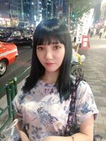 她是曾經被稱作暗黑郭X潔的水菜麗!! 在回歸一般人身分之後反而越來越正!!