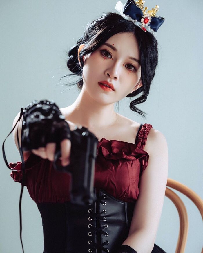 Youtube goddess 'Aries 艾瑞絲' 深邃事業線讓人hold不住 3th image