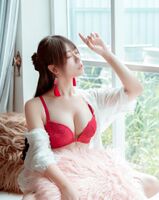 "淩晨 Ling Chen" 逆天顏值配Q彈美乳 Temptation firepower fully open!