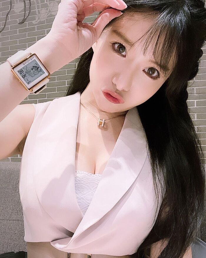 極品等級「貝貝蕾」曲線窈窕好火辣 曬渾圓美胸令人驚豔 7th image
