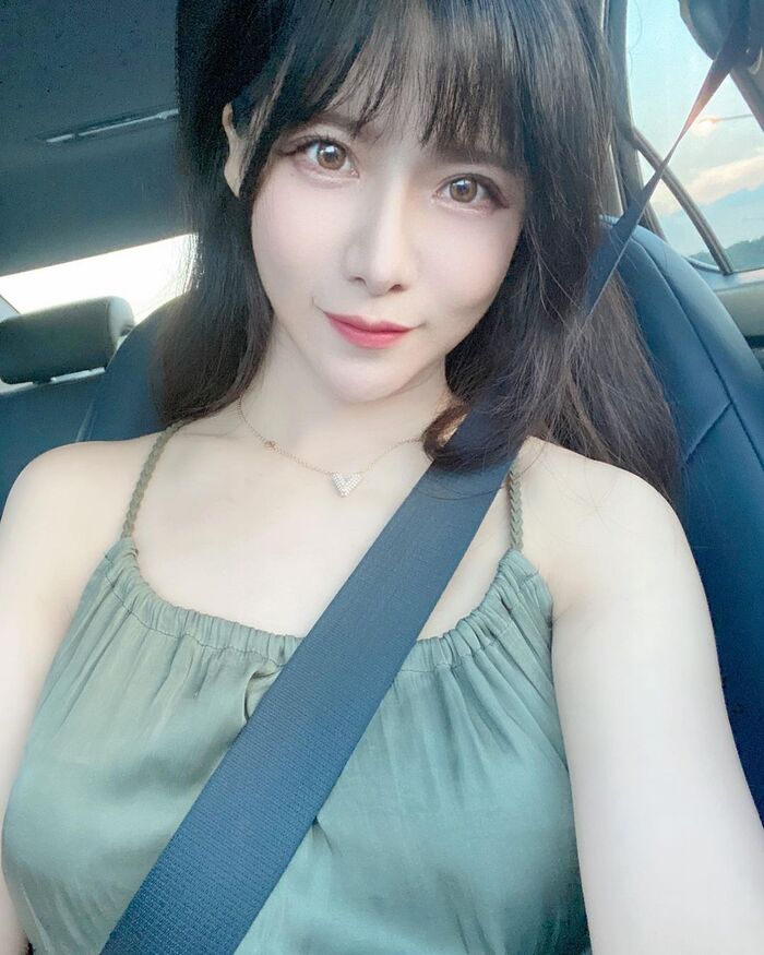 極品等級「貝貝蕾」曲線窈窕好火辣 曬渾圓美胸令人驚豔 8th image