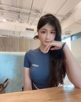 萌系正妹「芃芃」火辣深溝露出誘惑 Body堪稱極品等級
