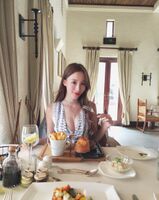 火辣正妹「Anber 小安柏」感渾圓美胸看了感到臉紅心跳