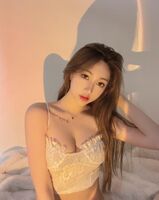 甜美小野貓璇璇 白皙渾圓美乳就快掉出來身材這麼好太criminal 規啦